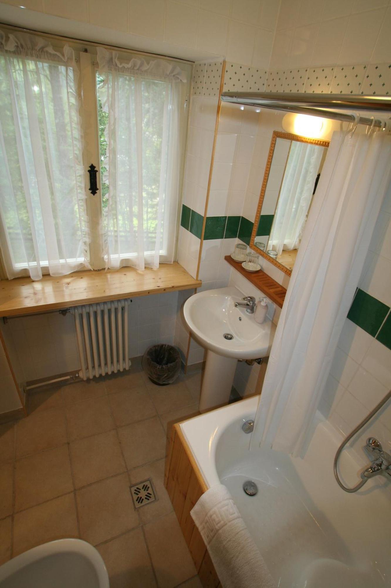 B&B Villa Dolomites Hut San Vigilio Di Marebbe Room photo